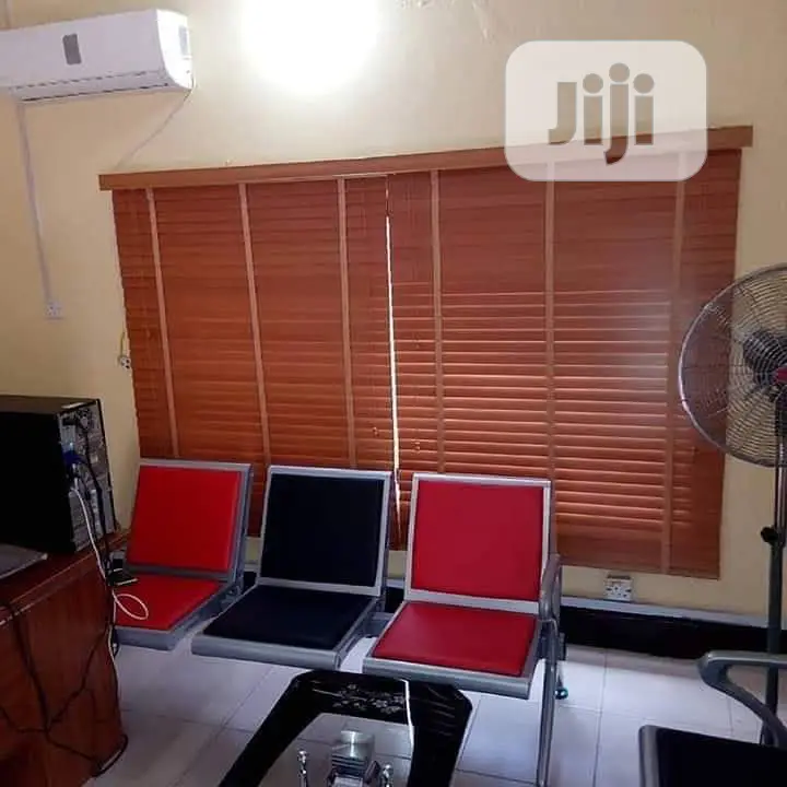 Window Blind Fine Control Interior