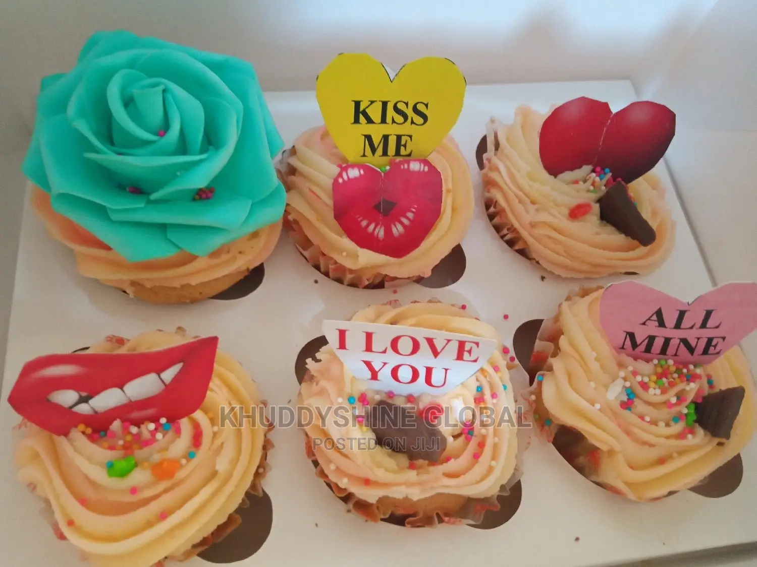 Lovers Cupcake