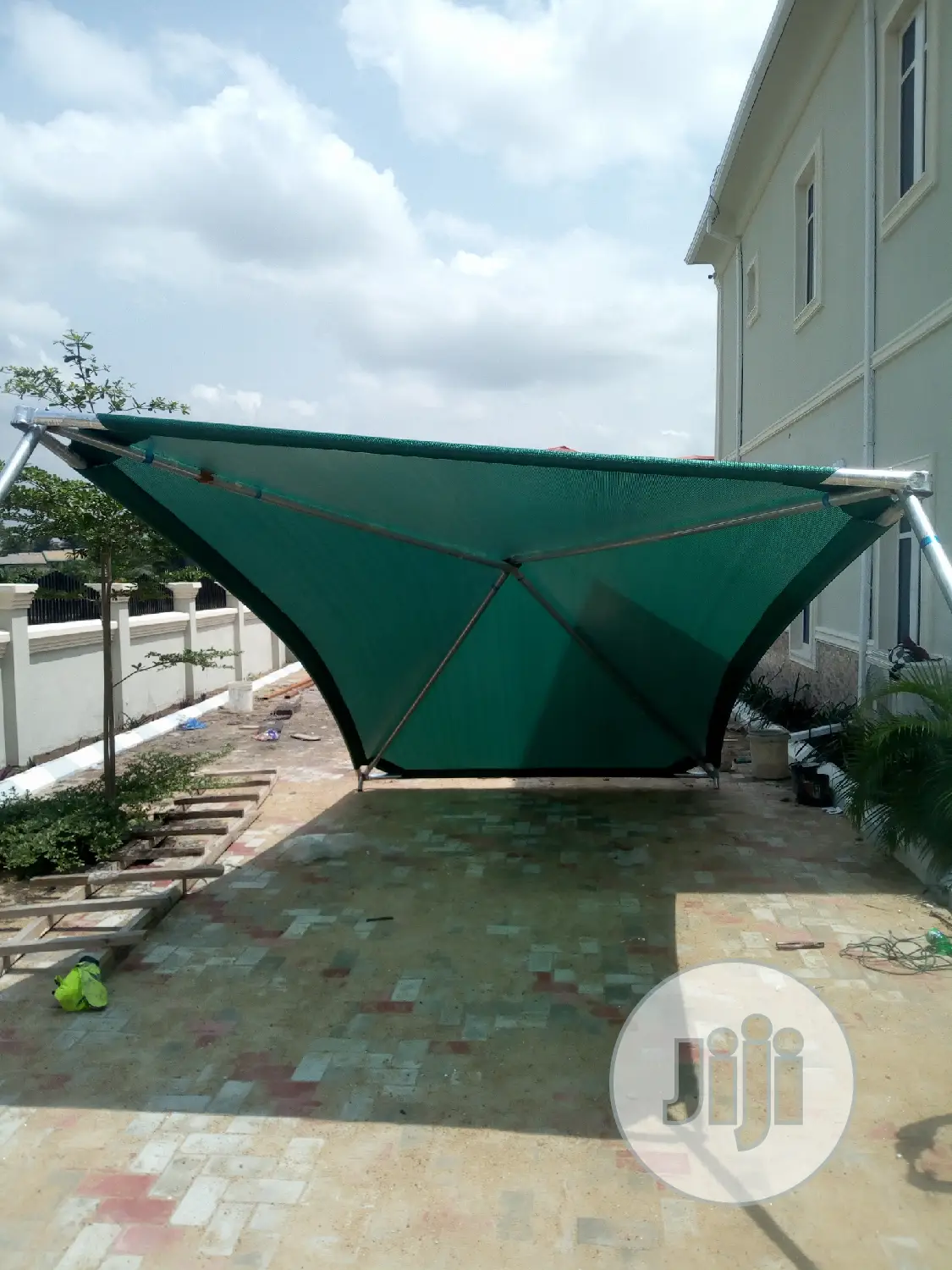 Carports / Canopies