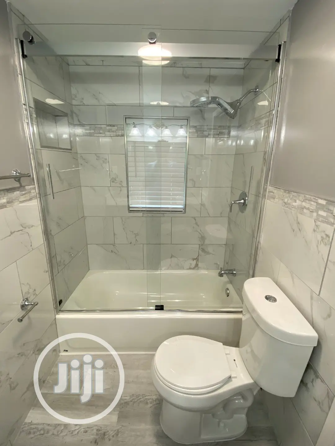 Shower Cubicles Affordable Price