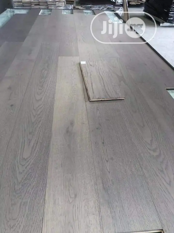 Woodenfloor/Tvfalsewall/Suspendedceiling/Popdesign&Painting