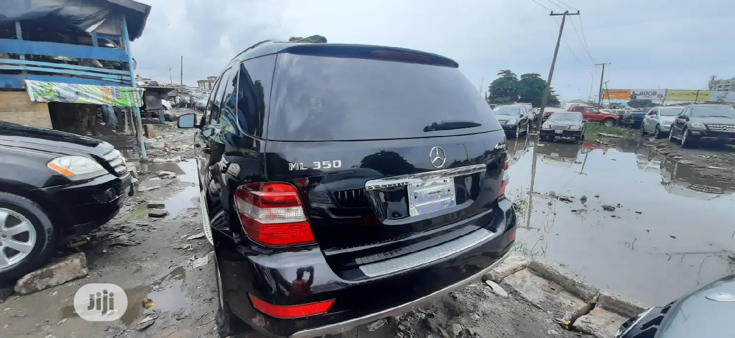 Mercedes-Benz M Class 2010 Black