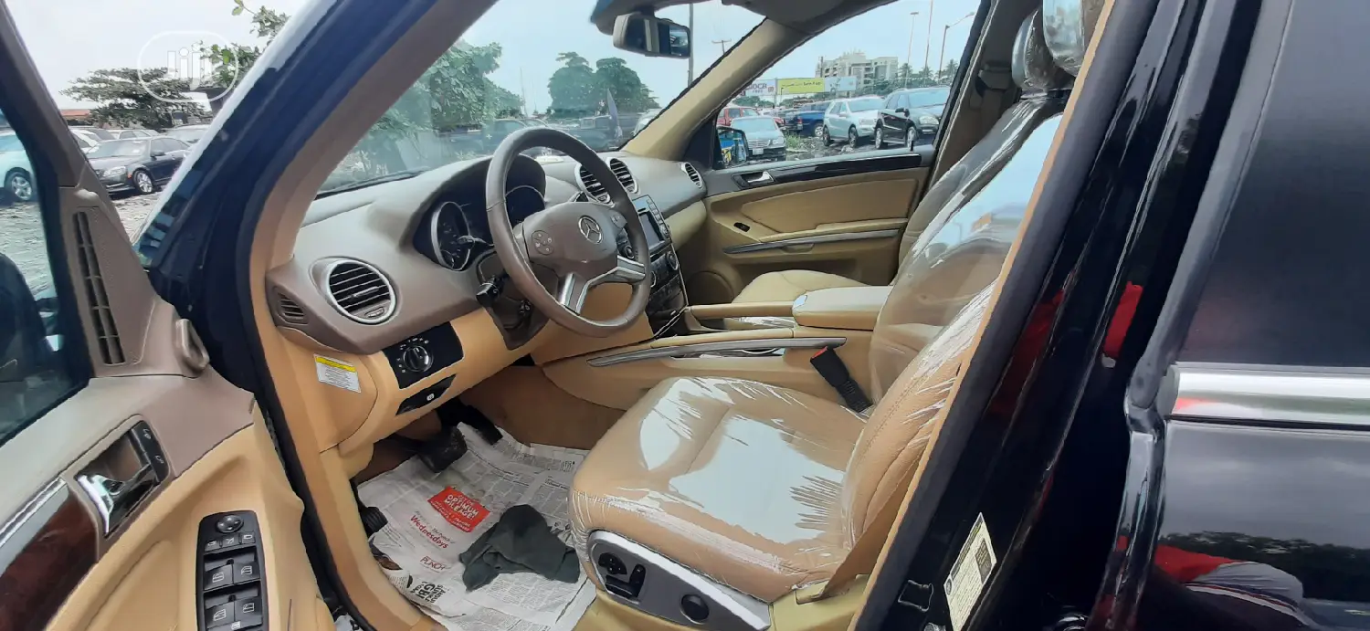 Mercedes-Benz M Class 2010 Black