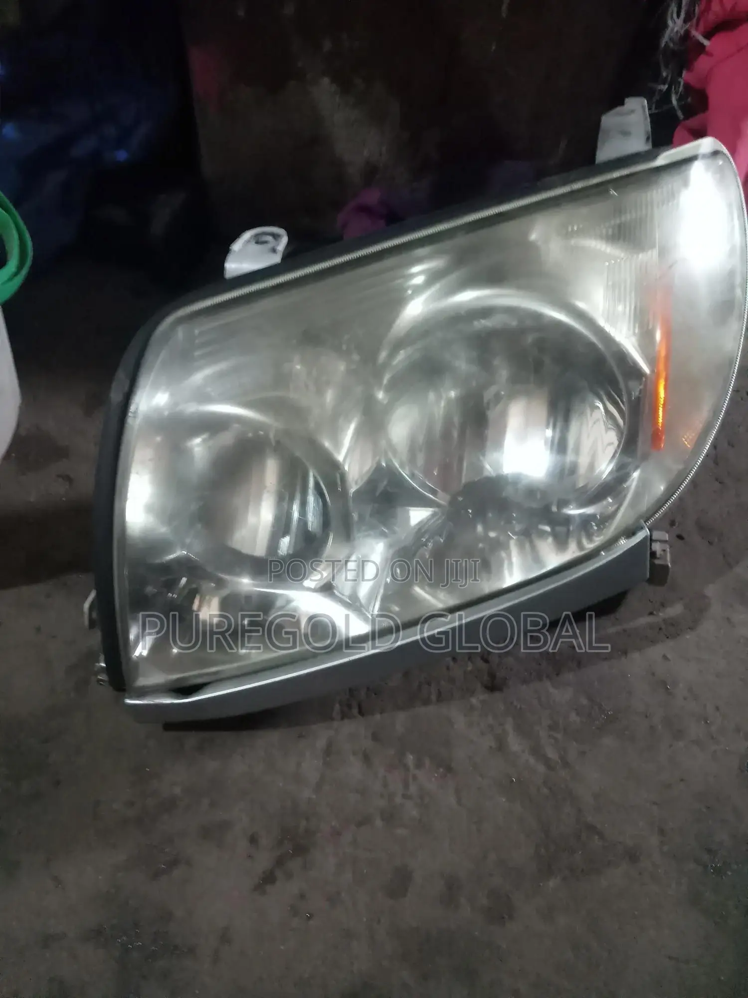 Headlamp for Toyota 4runner