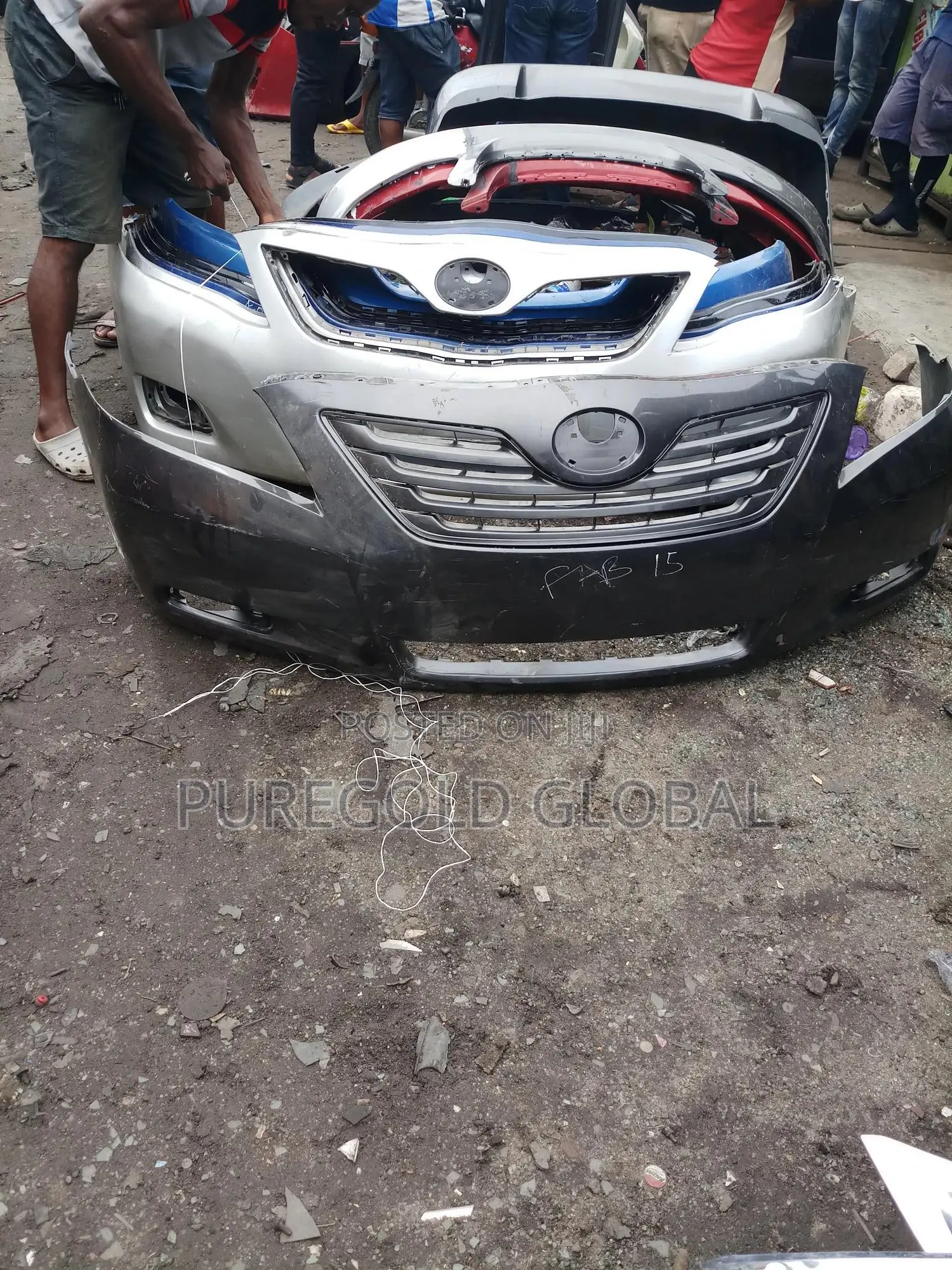 Headlamp for Nissan Pathfinder 2004 Model