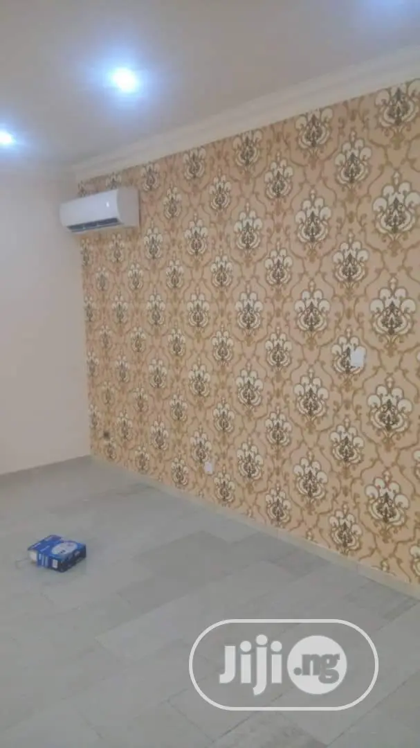Quality Wall Paper By Endles
