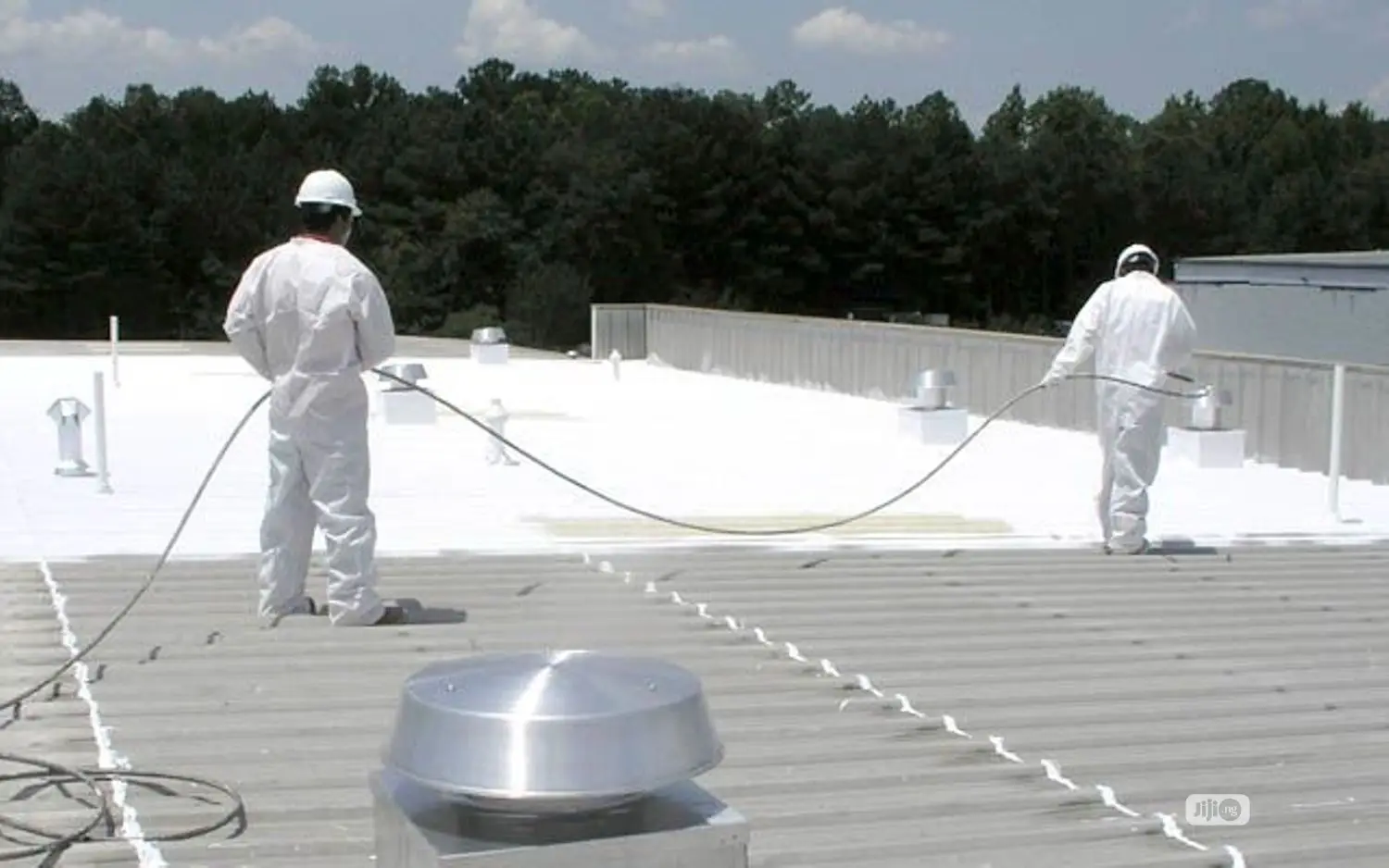 Elastospray / Rhino Roof Spray Polyurethane Foam Coating