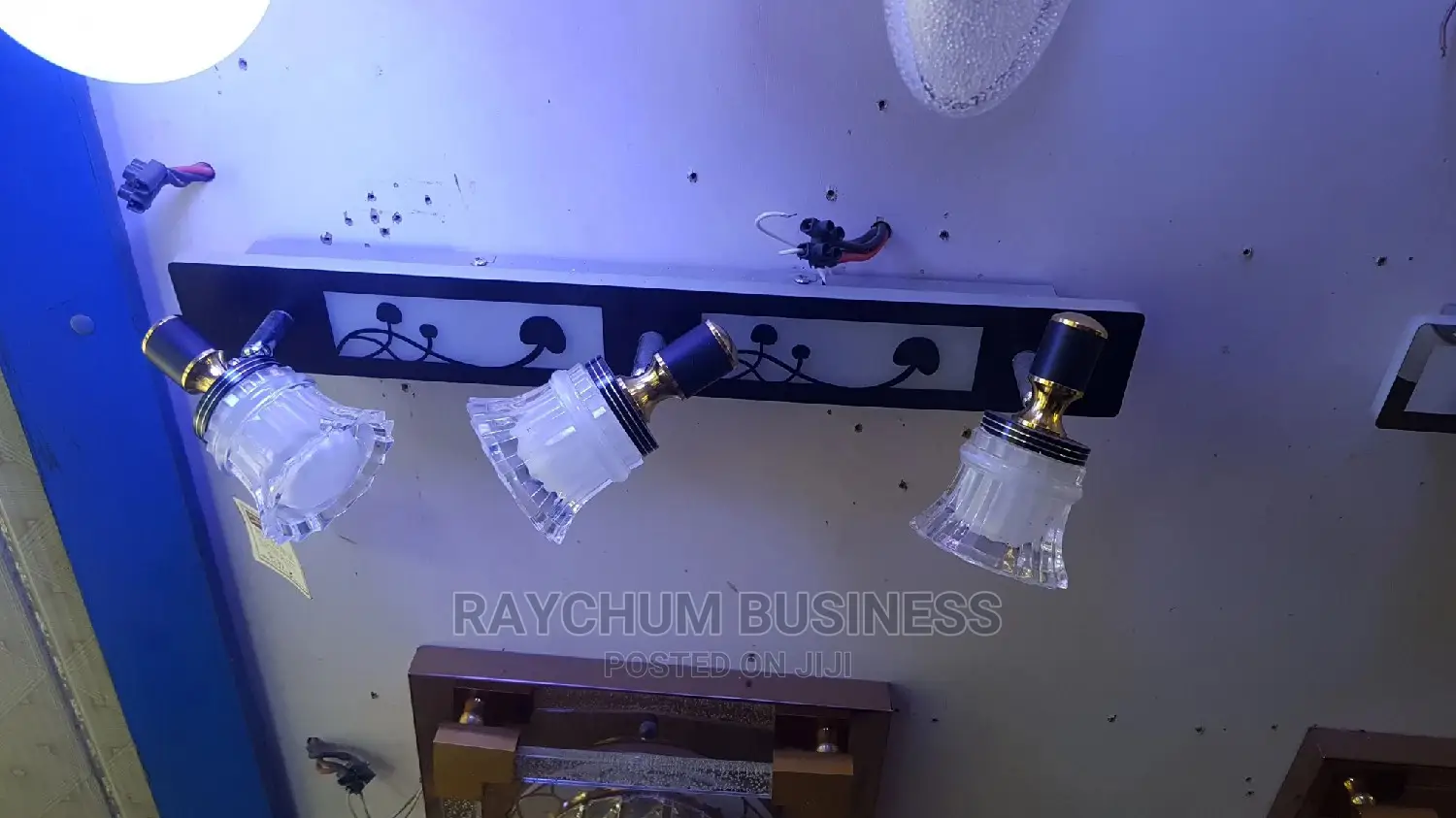 Wall Light And Conner Filting