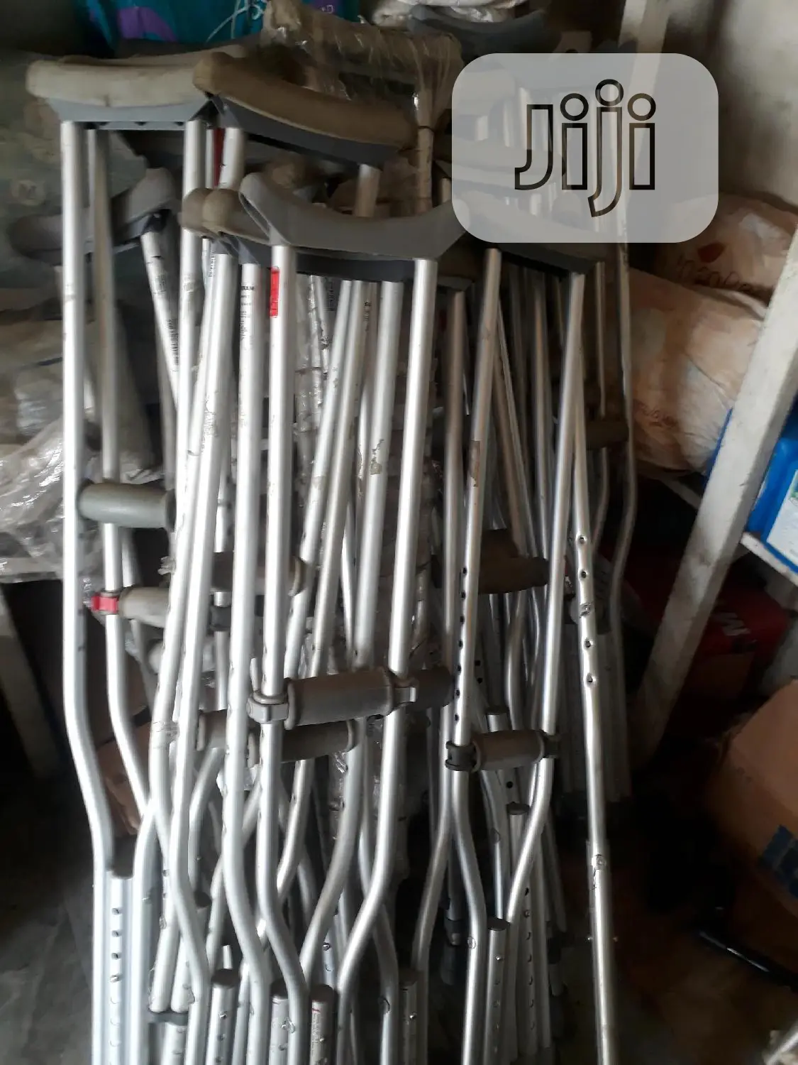 Auxilliary Crutches