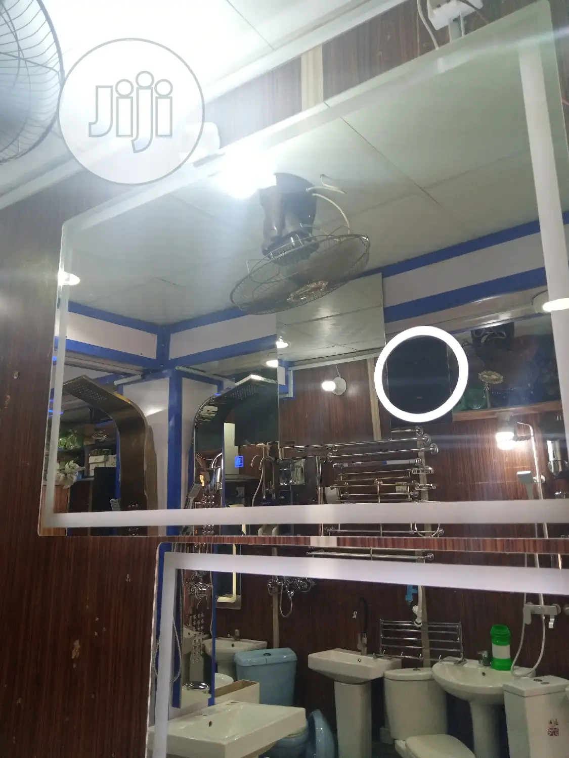Led Mirror With Light