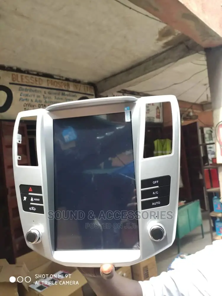 Lexus Rx330/350 Tesla Android Multimedia Player