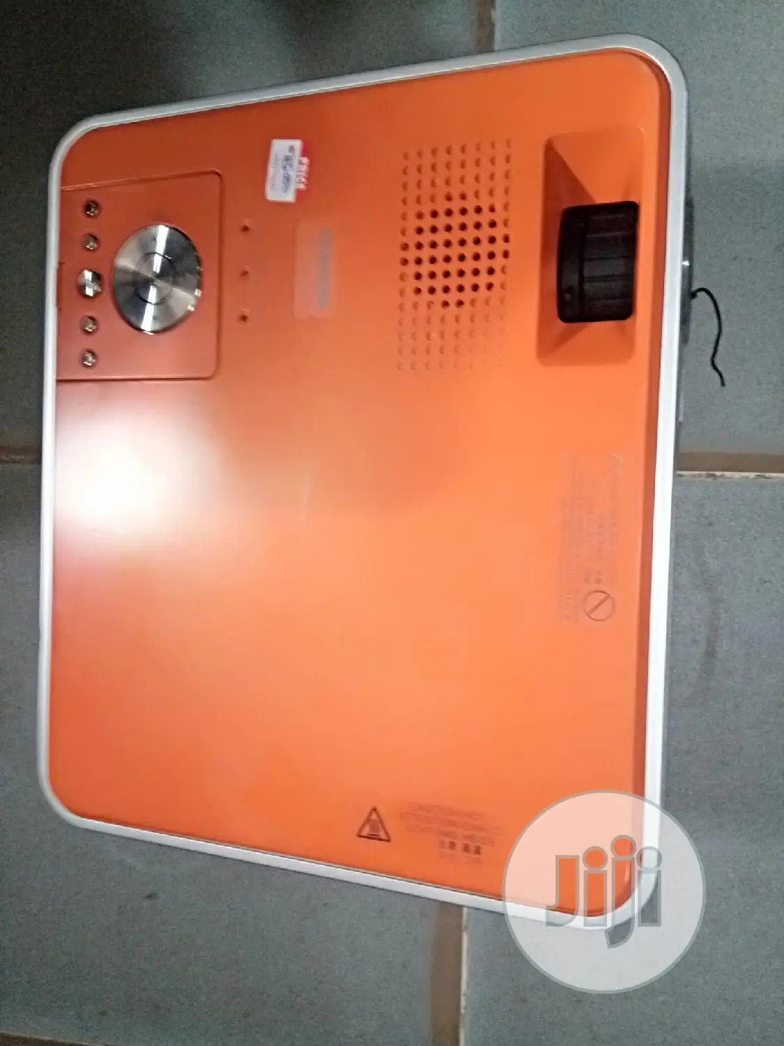 Brilliant Coloured Toshiba Projector