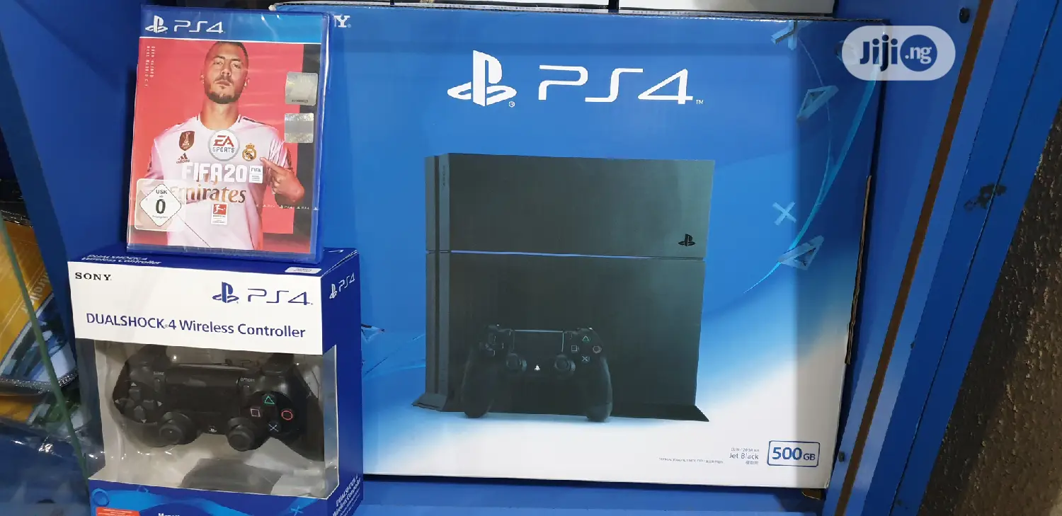 Ps4 Console With 10-14games + 2 Pads