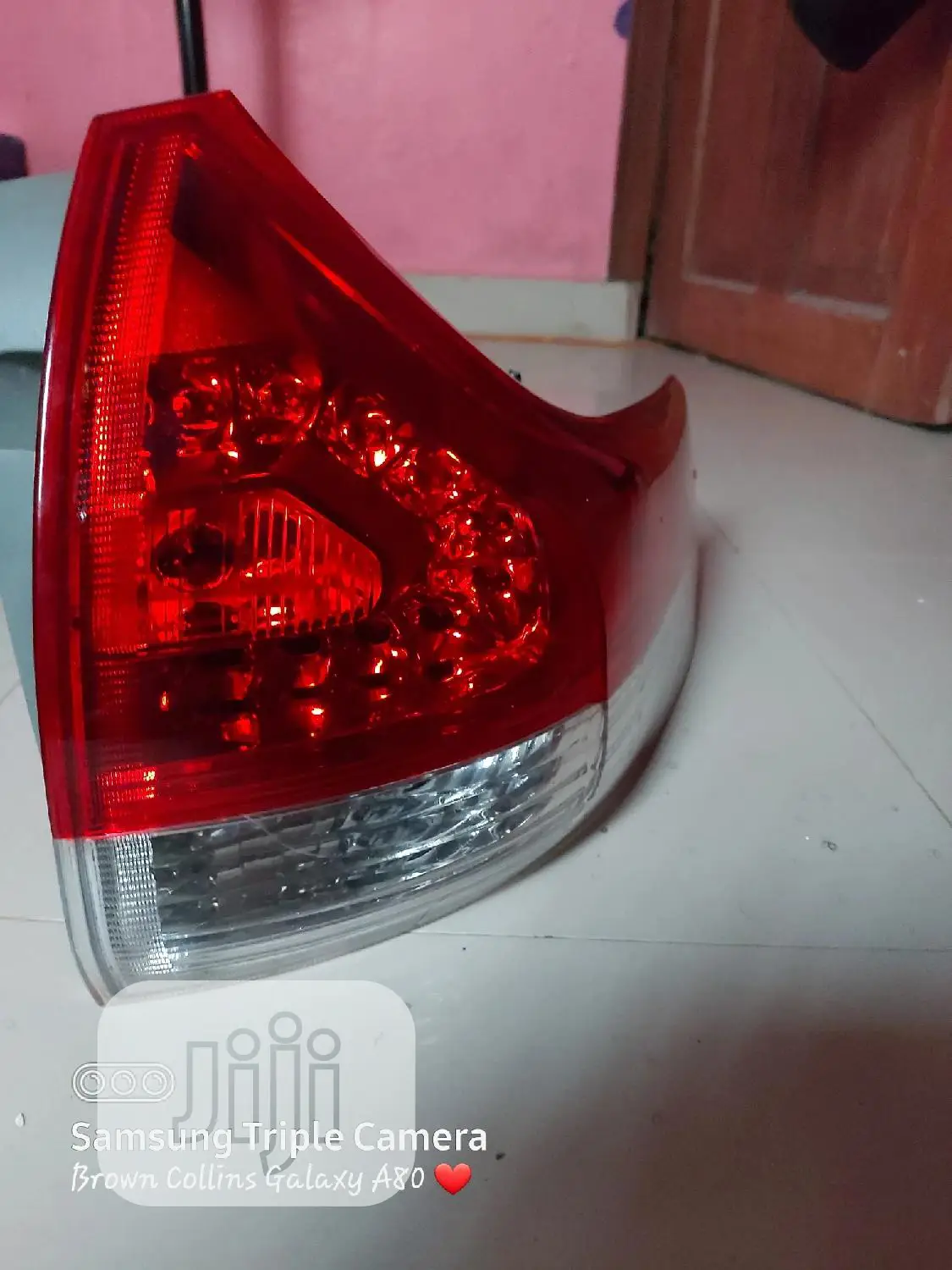Right Side Back Light Sienna 2012