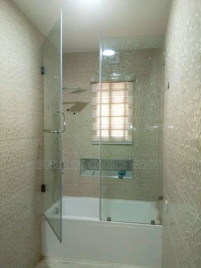 Shower Doors for Bathroom