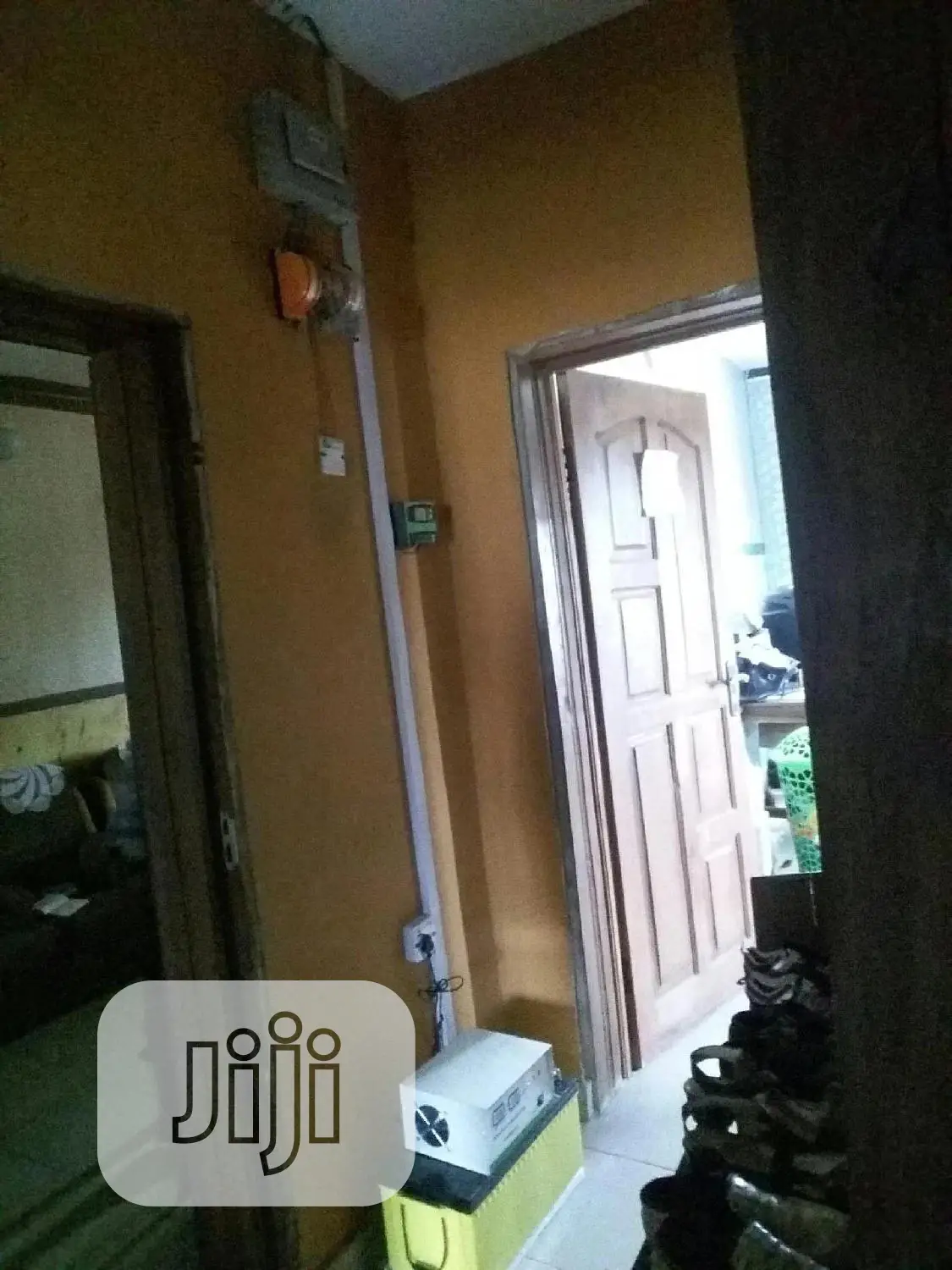 1KVA Solar Power Inverter Installation (Mini)