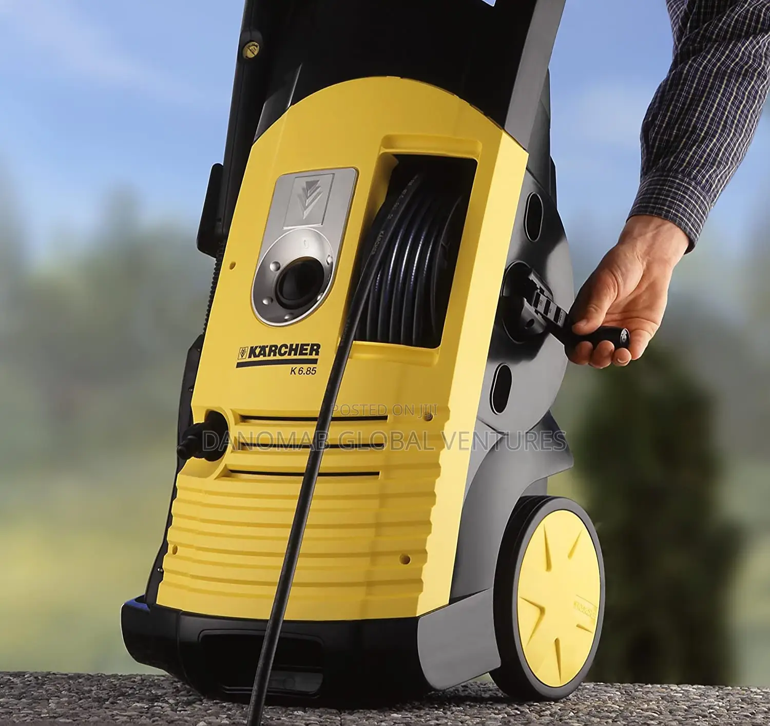 Karcher .85M (Heavy-Duty) Pressure Washer With Digital Gun