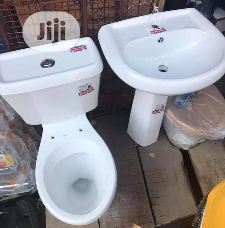 Twyford Close Couple Wc Set