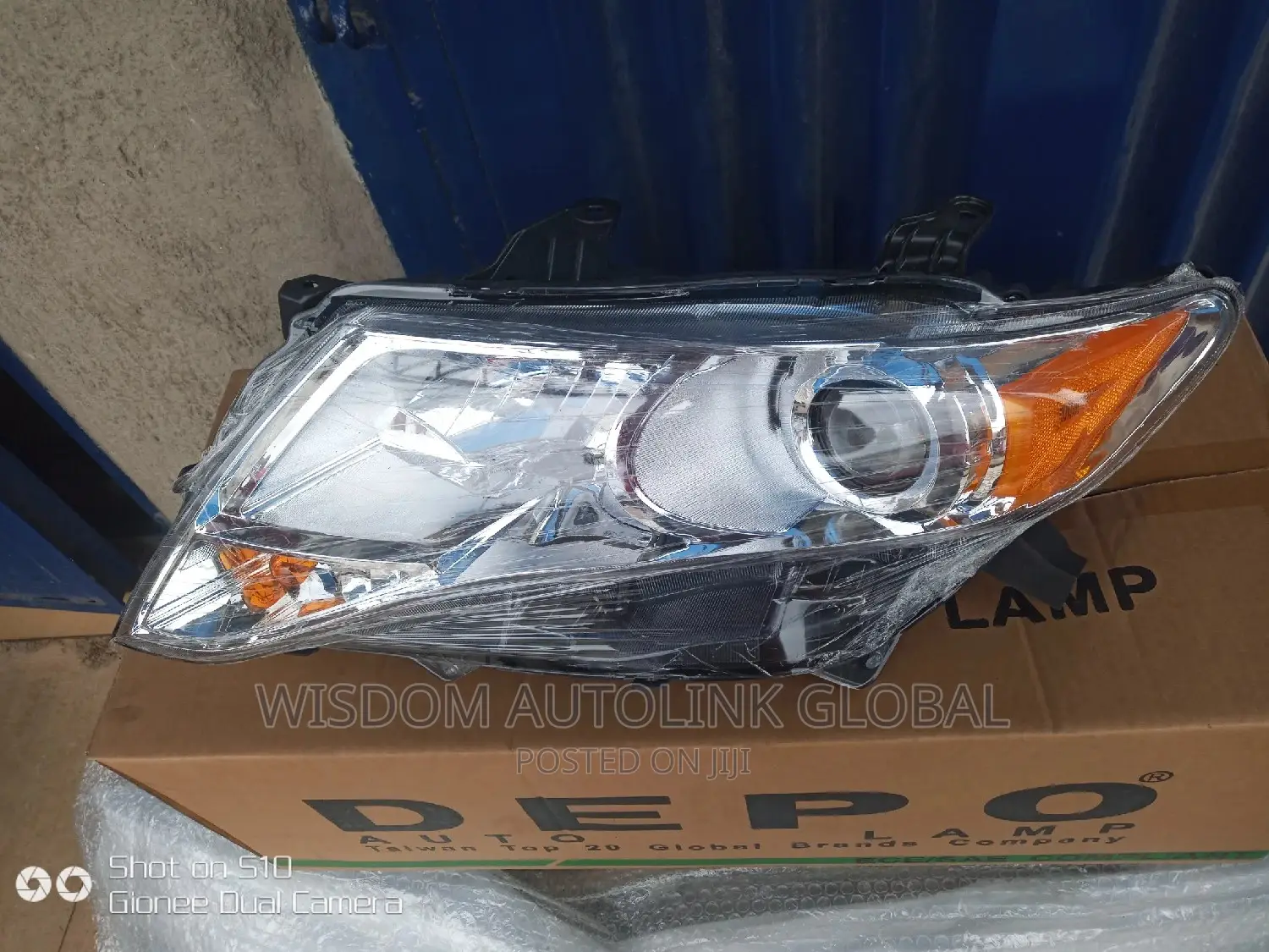 Headlamp for Toyota Venza 2010 to 2015 Depo