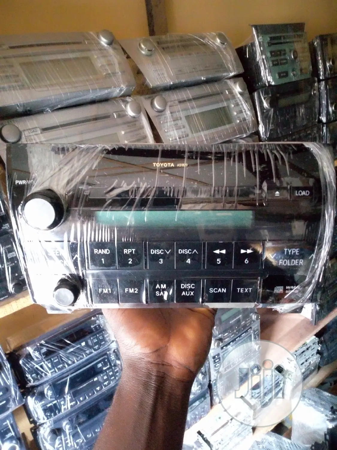 Toyota Tundra Radio Set