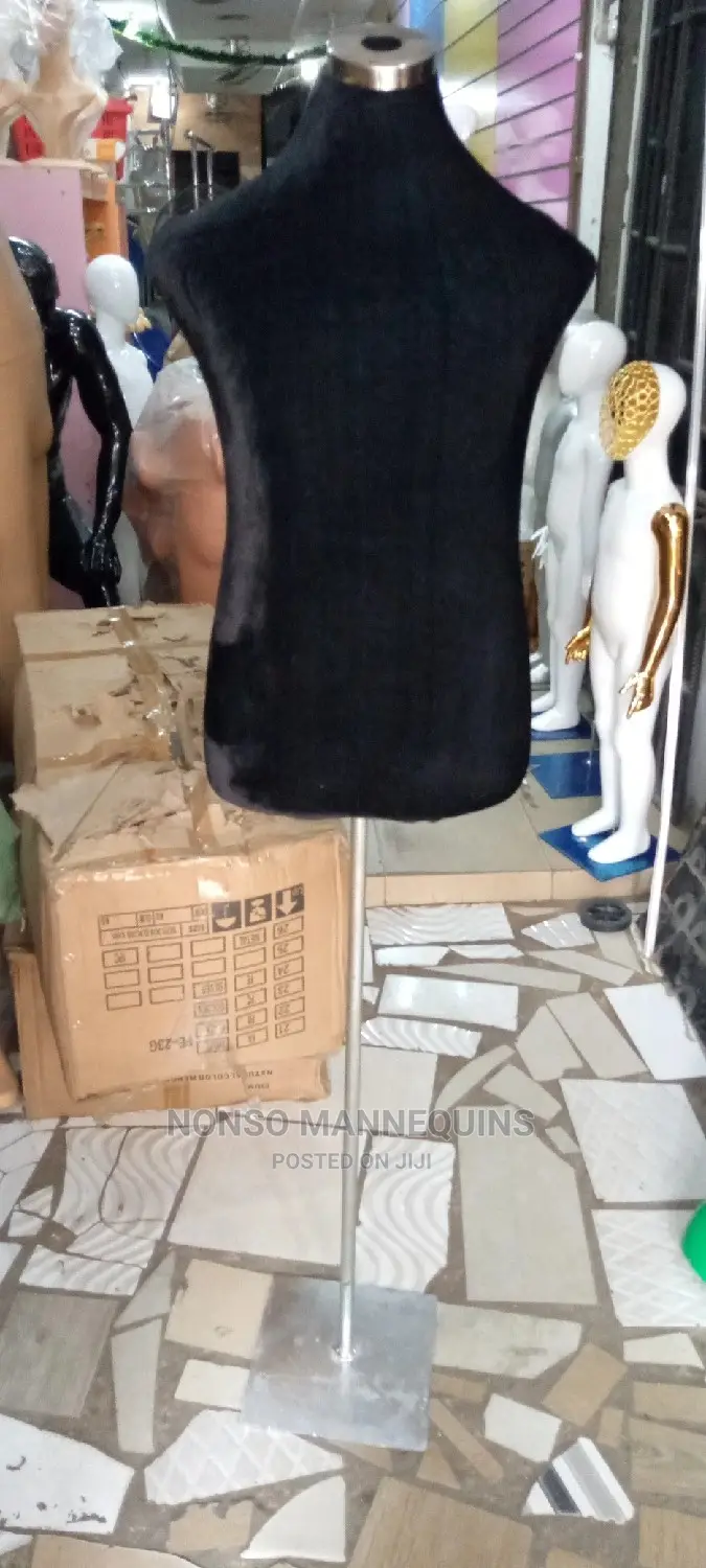 Pinnable Male Dressform For Drapping