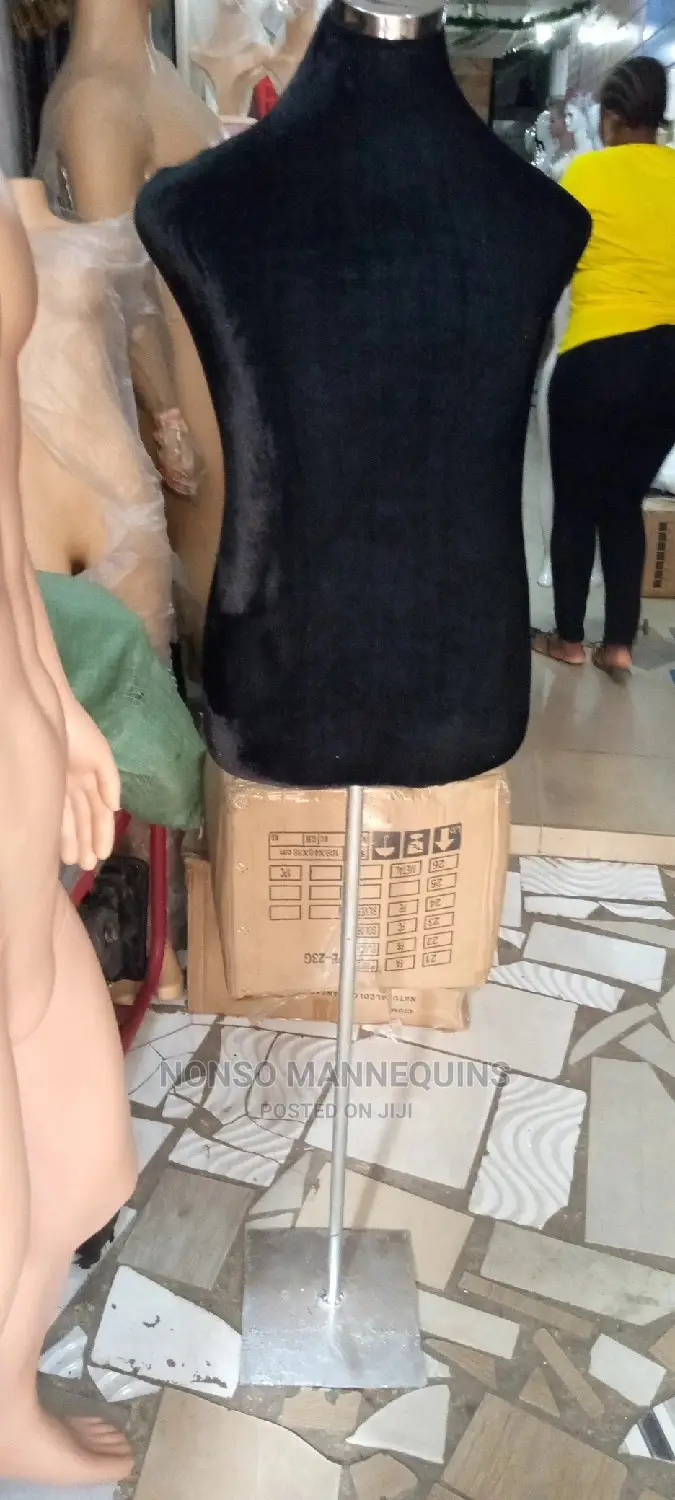Pinnable Male Dressform For Drapping