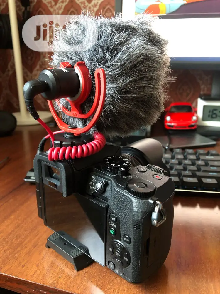 Original Rode Videomicro on-Camera Microphone Vlog Video