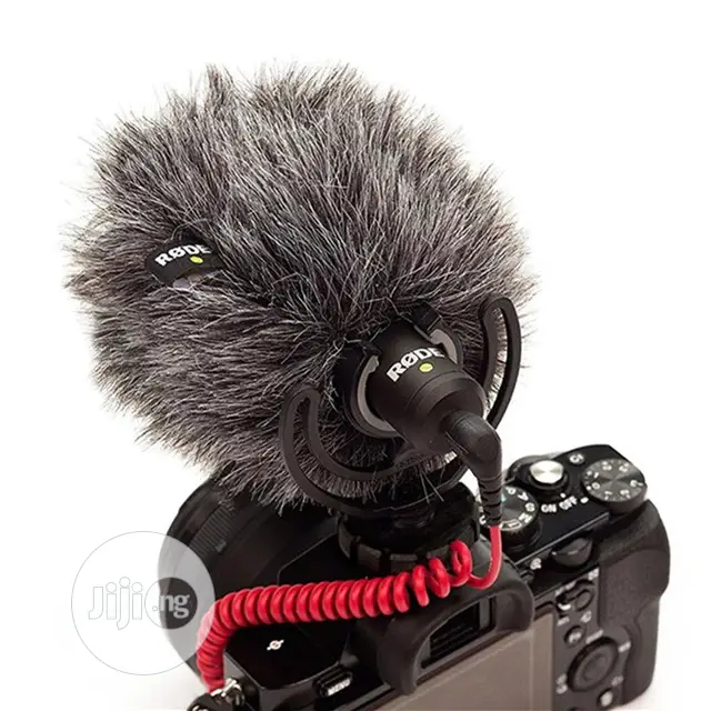 Rode Videomicro Compact on-Camera Recording Microphone