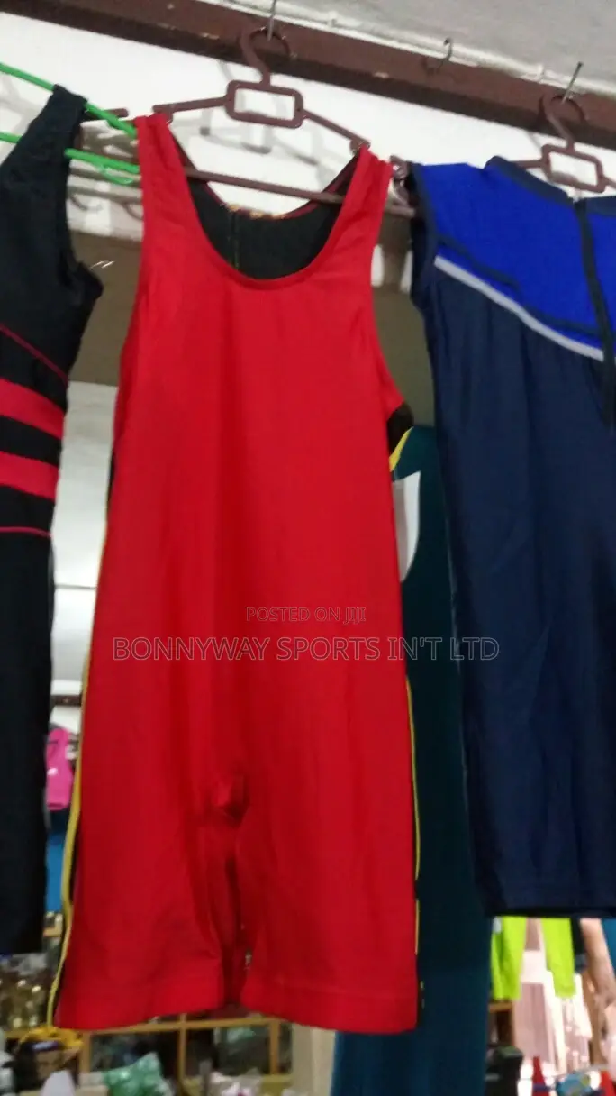 Ladies Nd Men Swimming Tronks