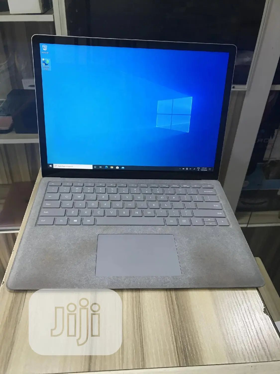 Laptop Microsoft Surface Laptop 8GB Intel Core i5 SSD 256GB