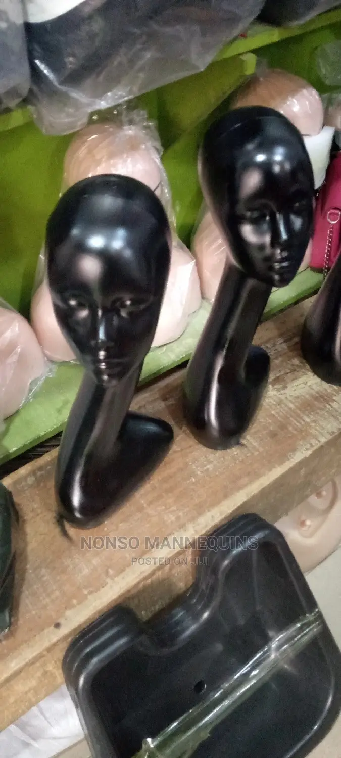 Black Plastic Long Head Mannequin For Wigs/Hats, Fascinator