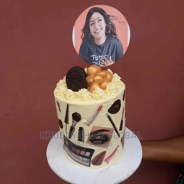 Make-up Birthday Cake