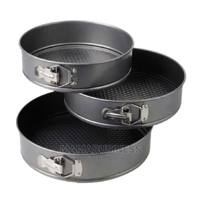 A Nonstick Cake Moulds Is a Type of Bakeware That Features S