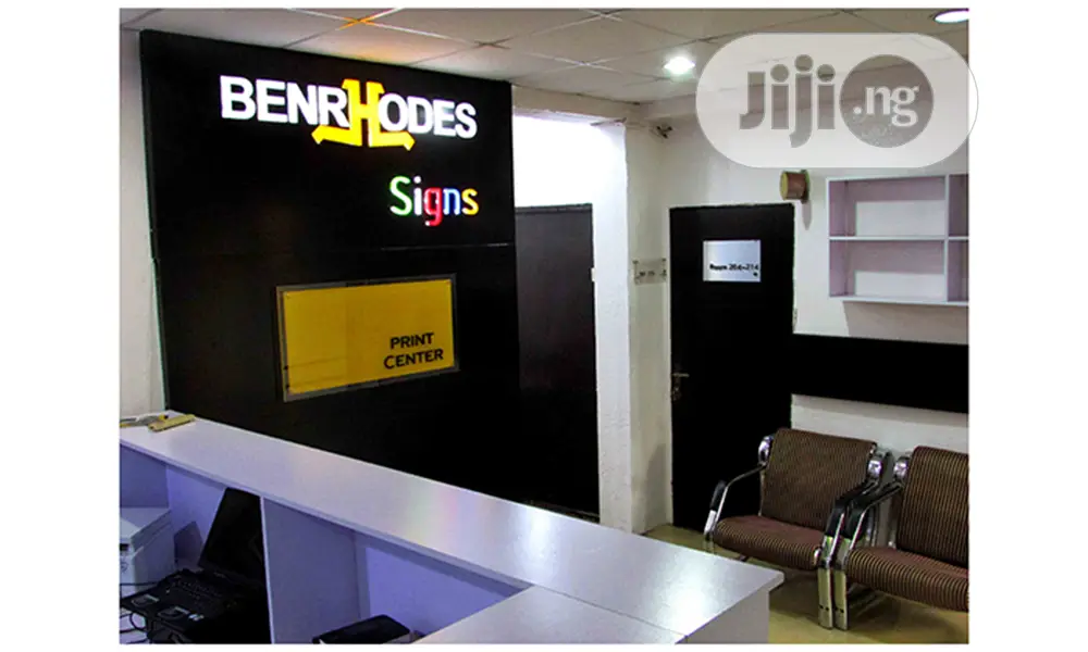 Benrhodes Reception Signs