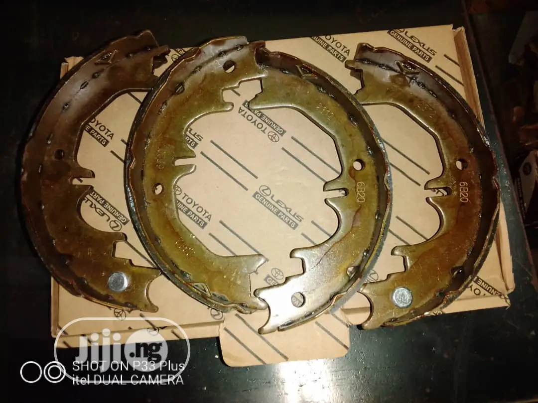 Hand Brake Shoe For Toyota Prado 2012
