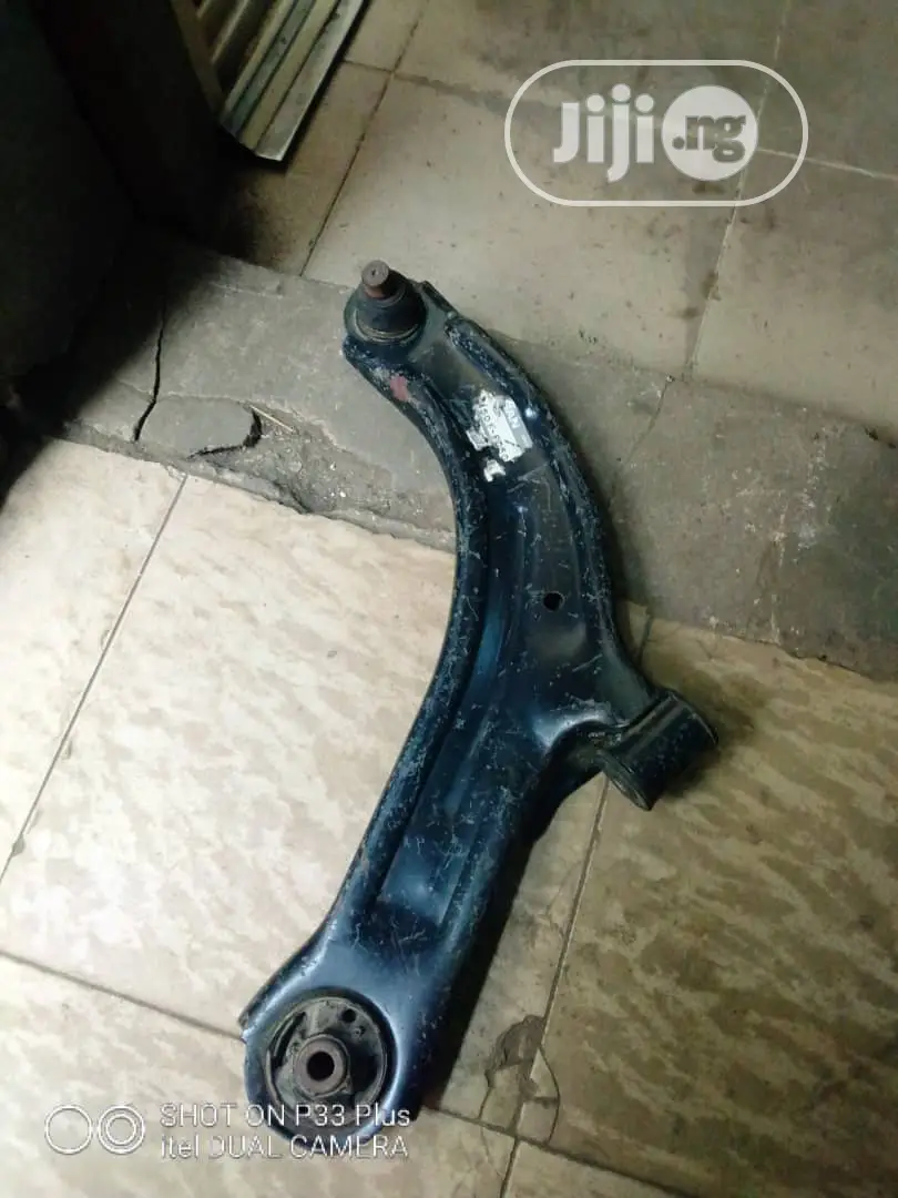 Low Arm Nissan Tiida