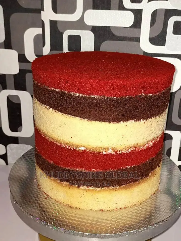 Chocolate, Vanilla and Redvelvet Cake
