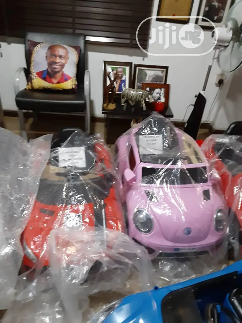 Children's Electric Car Four Wheeled Car With Remote Control