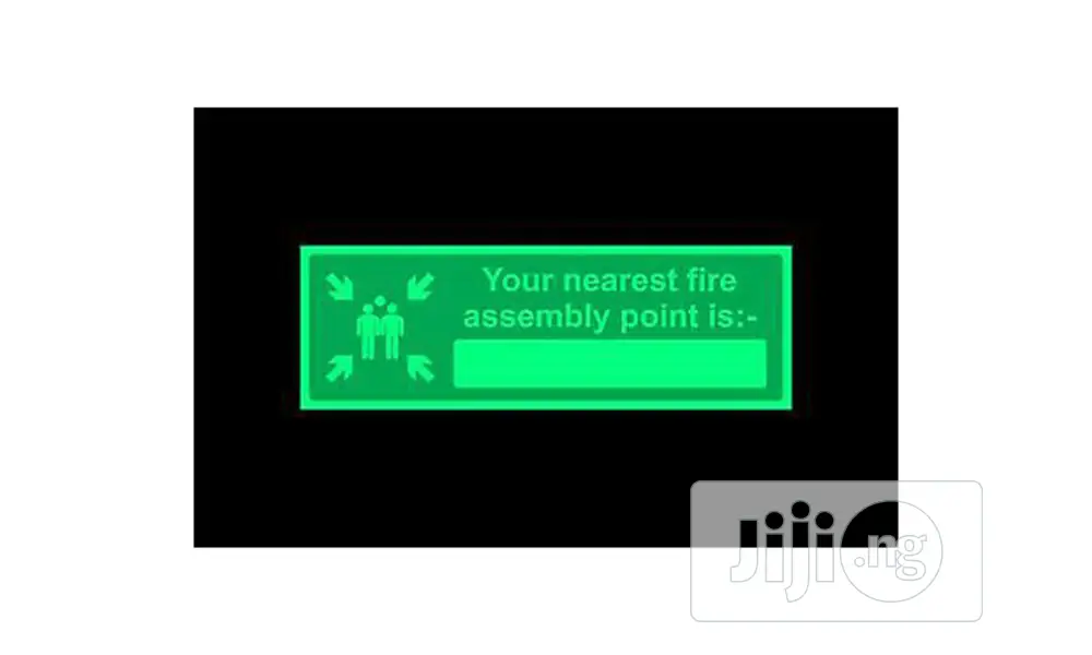Benrhodes Photoluminescent Muster Point Signs (Glowing)