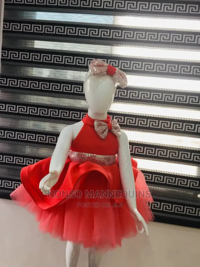 Glossy White Unizex Kids Mannequins of Different Ages