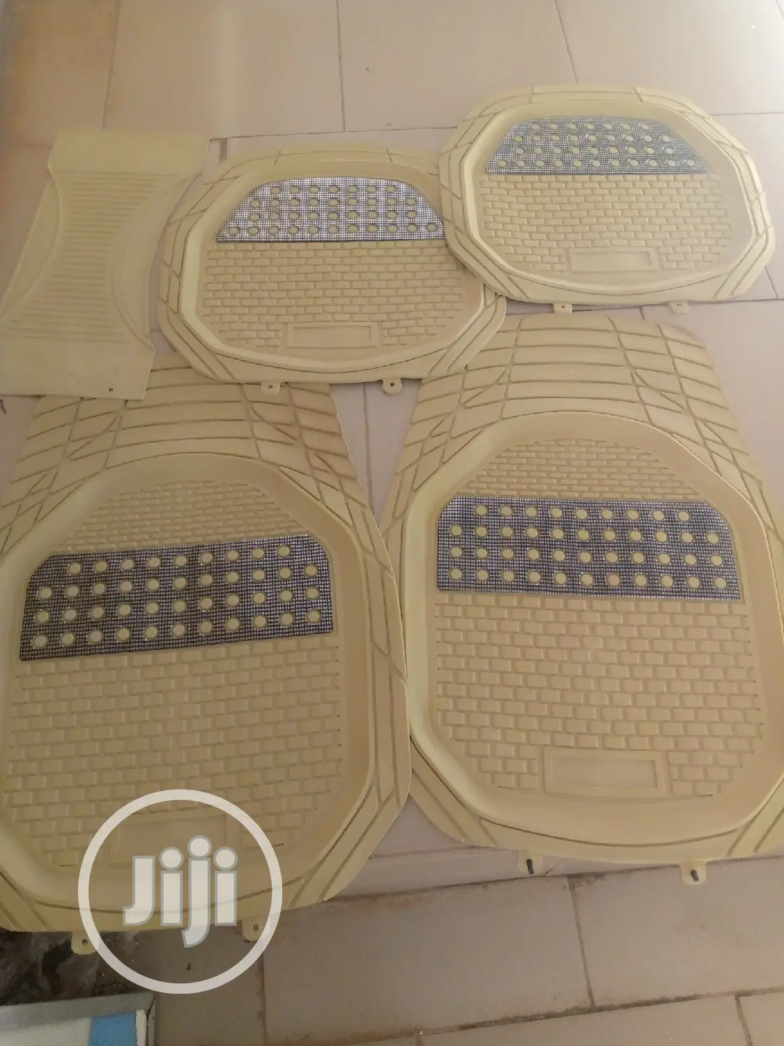 Universal Floor Mat