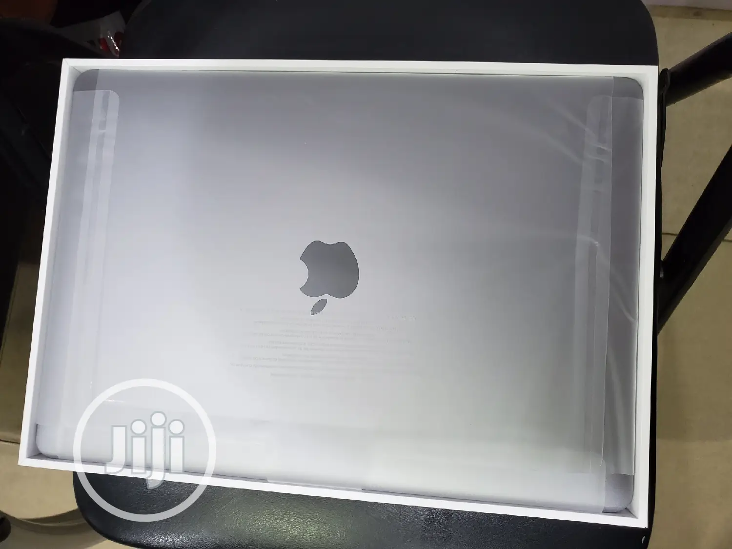 New Laptop Apple MacBook Air 8GB Intel Core I3 SSD 256GB