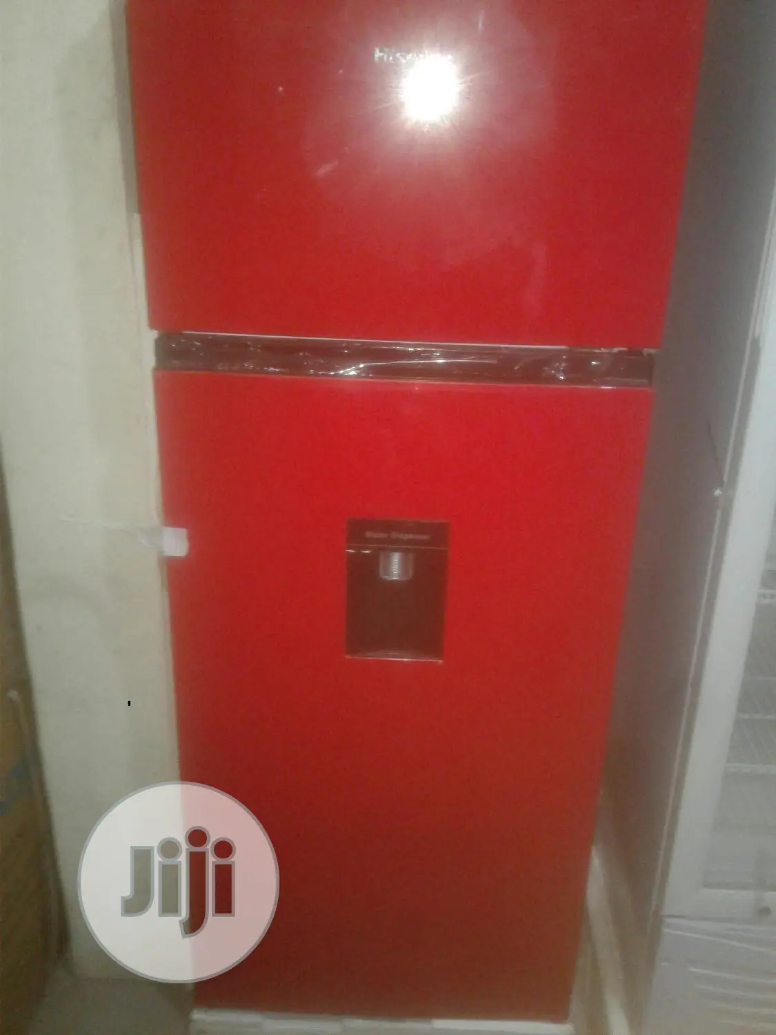 Hisense Fridg With Dispenser