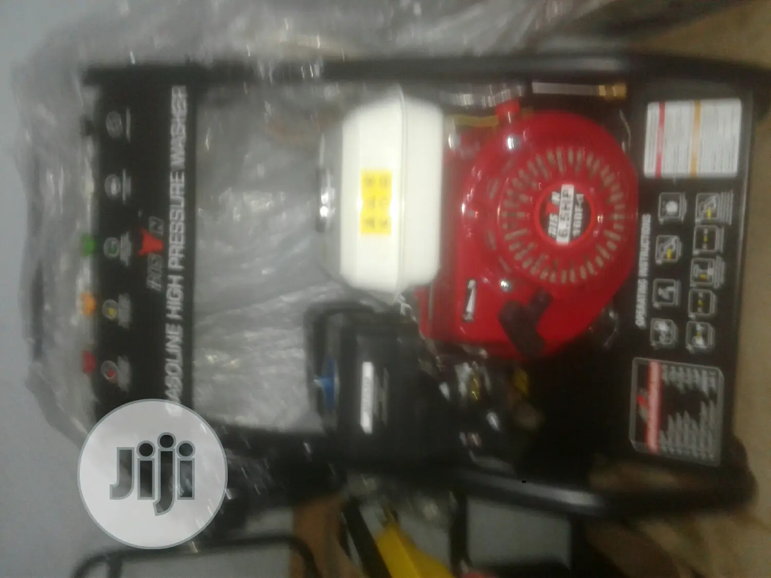 Pressure Washer Machine.