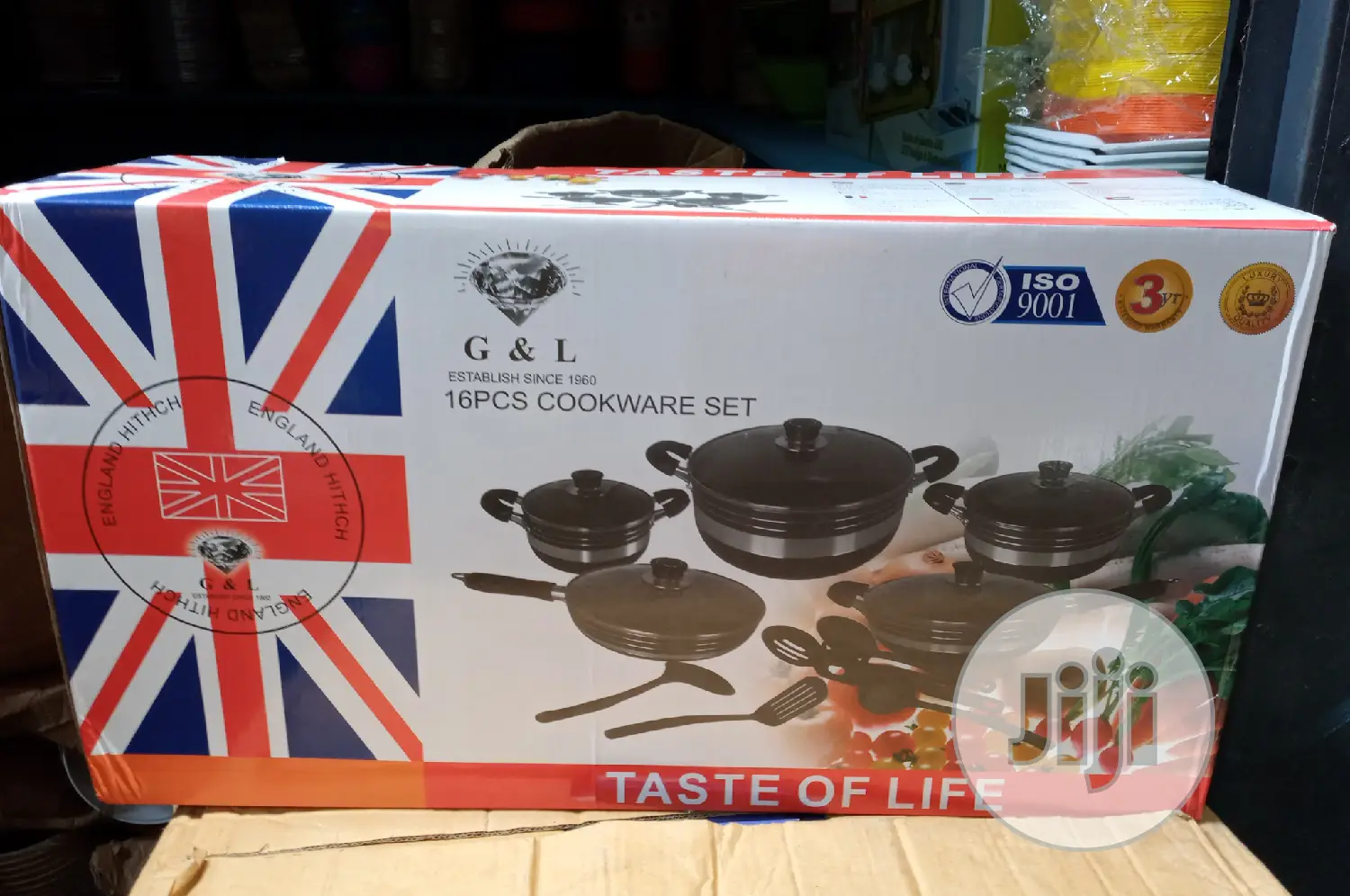16 Pieces Non Stick Cookware Sets