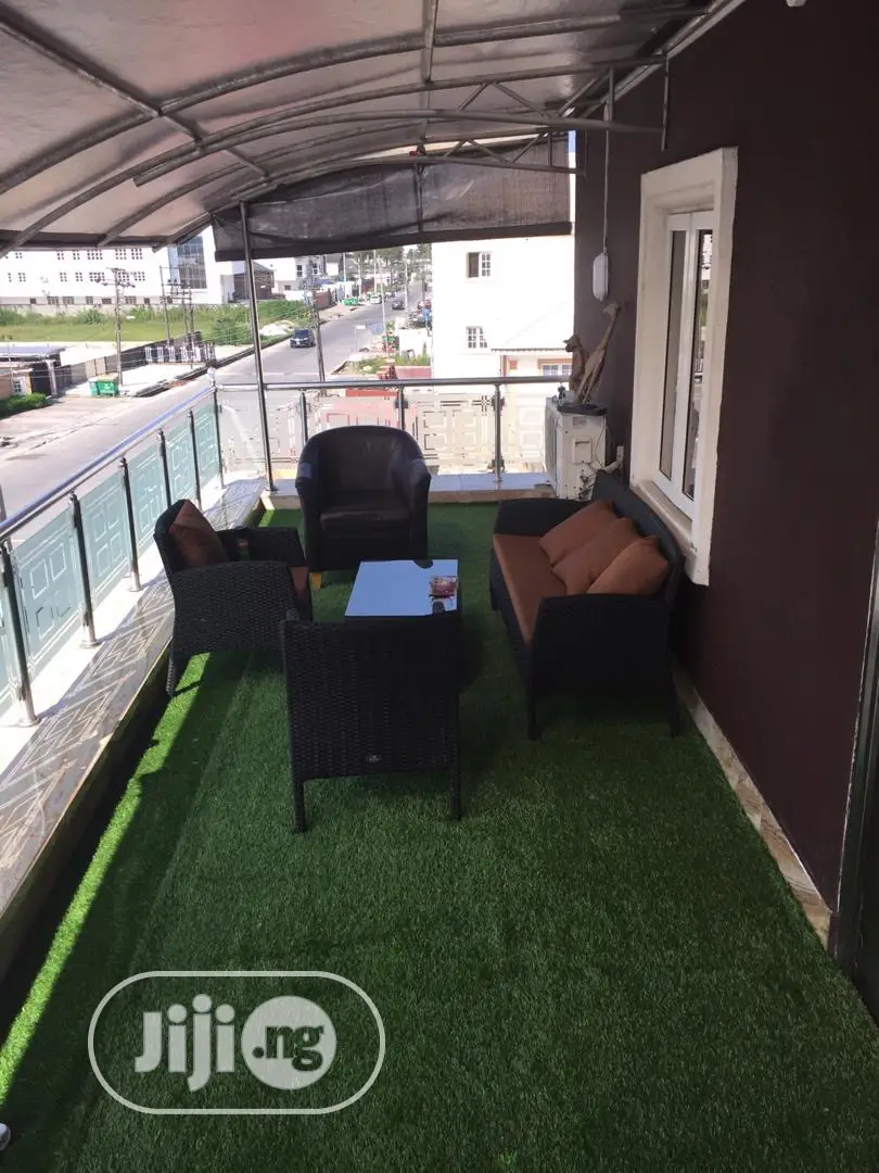 Redefined Your Balcony Sit Out With Green Grass Rugs (30mm)