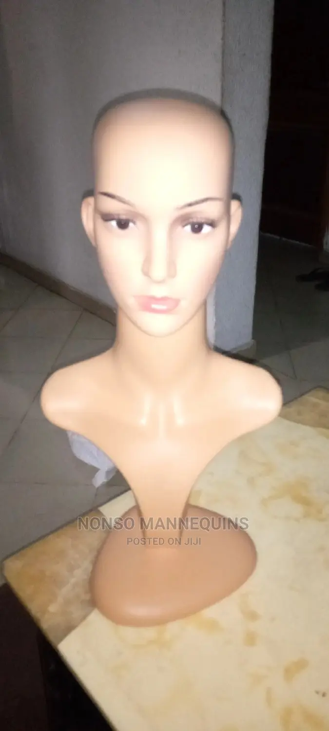 Detachable Bald Head Wig/Jewelries & Fascinator Display