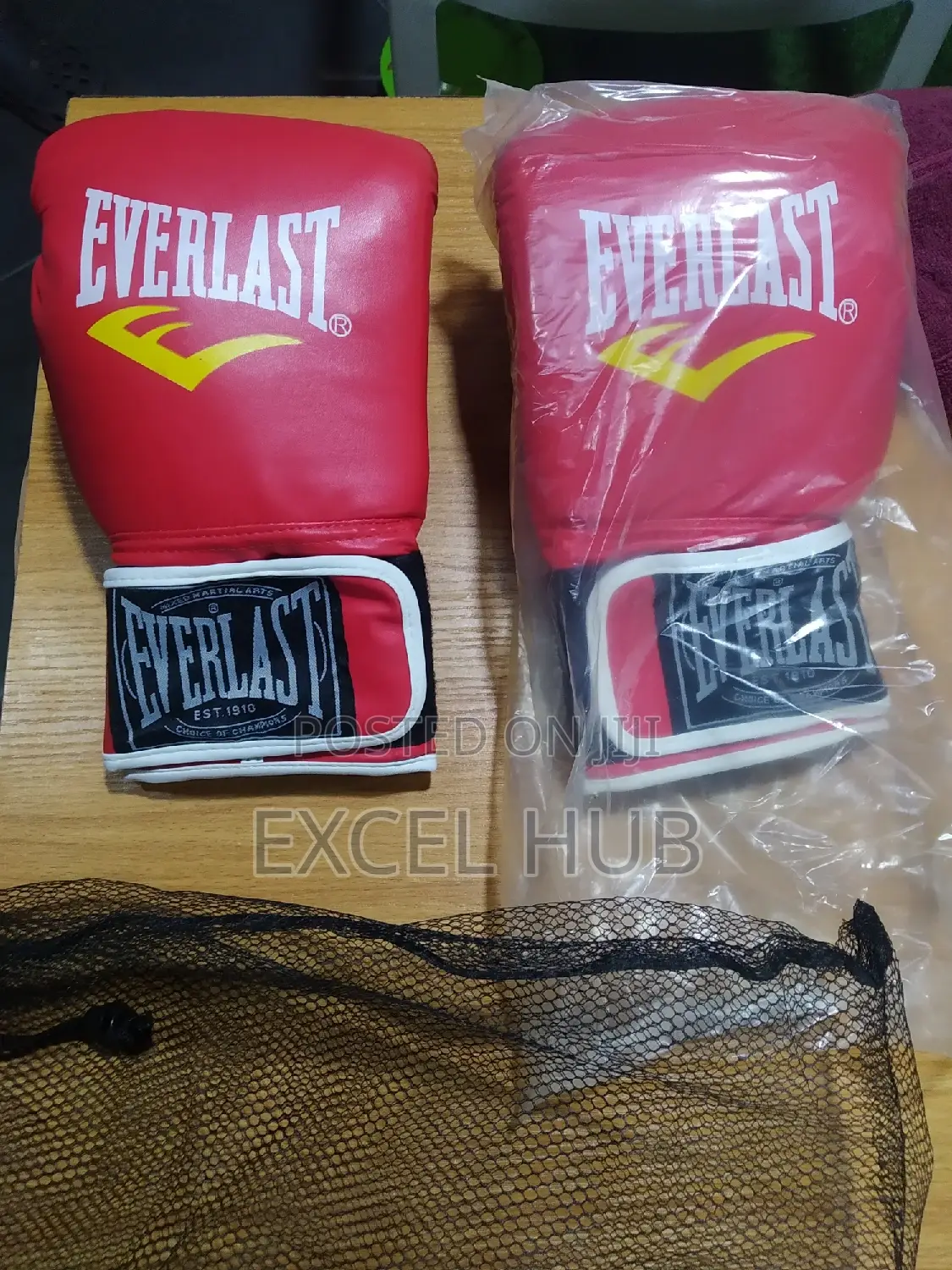 Boxing Glove Red Eve