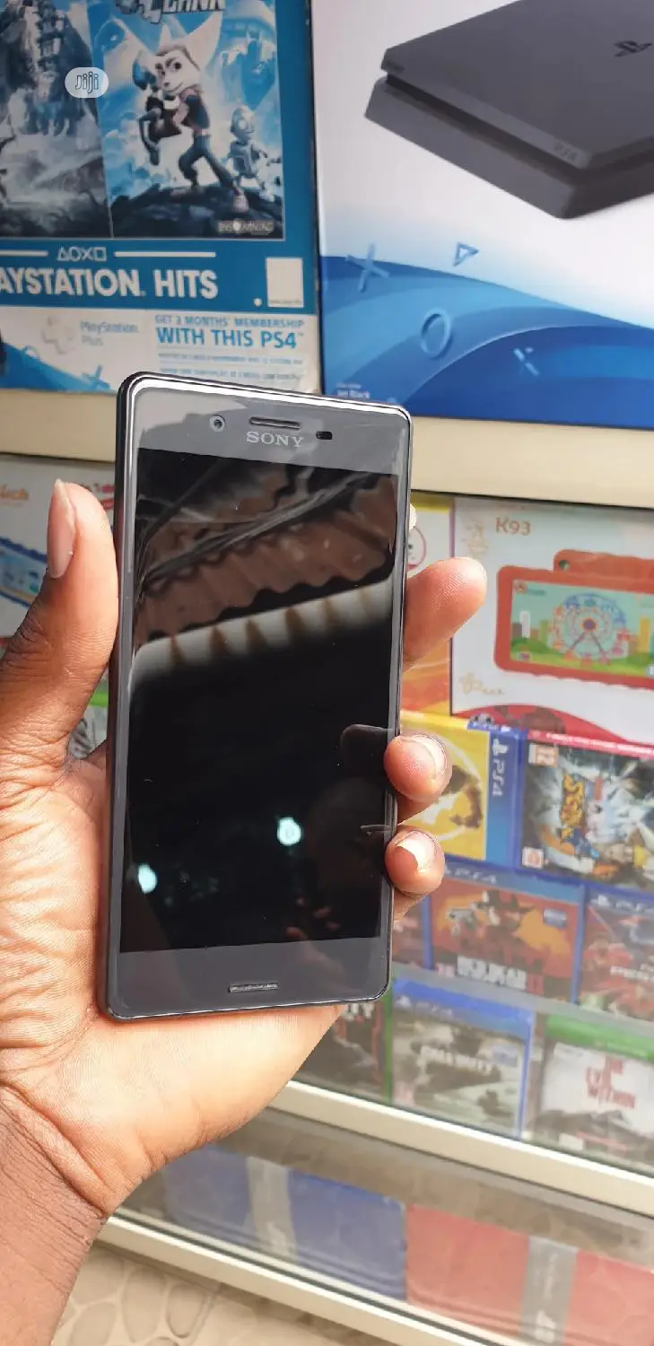 Sony Xperia S 32 GB Black