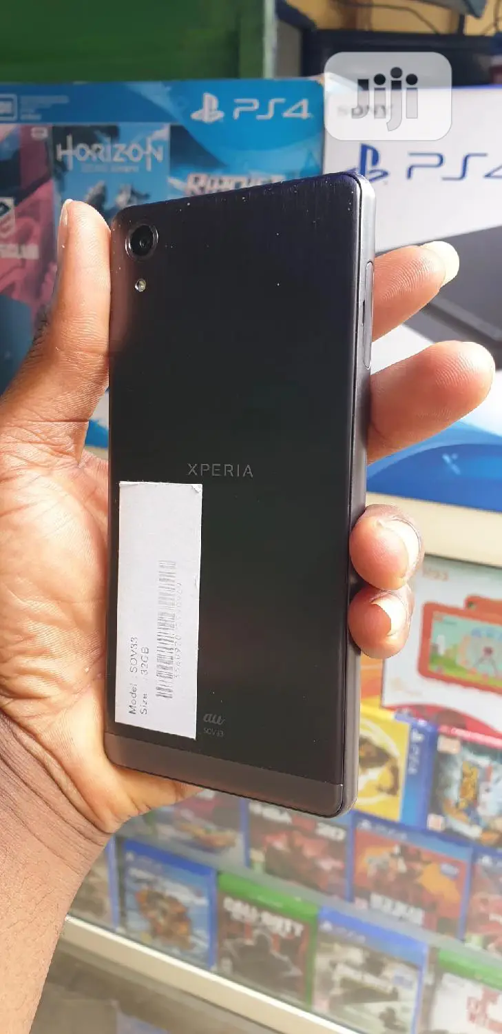 Sony Xperia S 32 GB Black